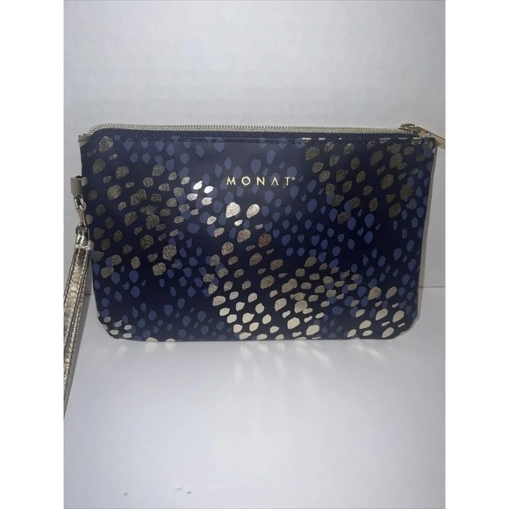 Monat Travel‎ Clutch